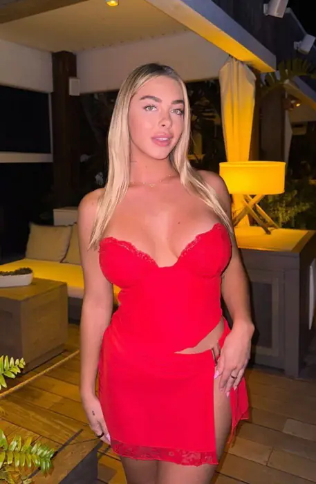 EmilyRayXO
