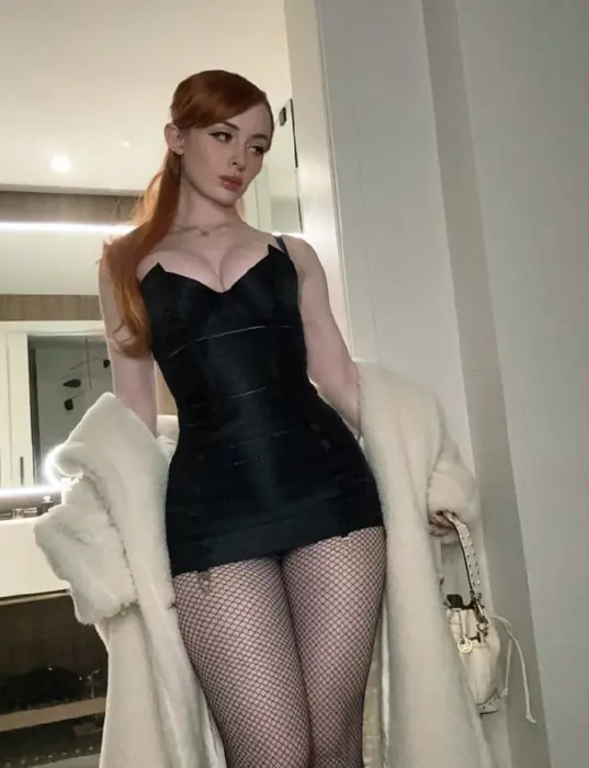 Jenna Lynn Meowri