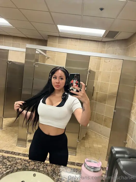 Lilmisschanel OnlyFans folder