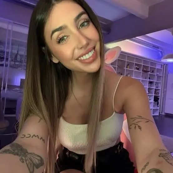 Michelle OnlyFans folder