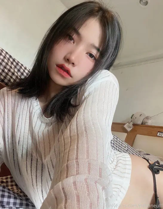 Nahaneulll OnlyFans folder