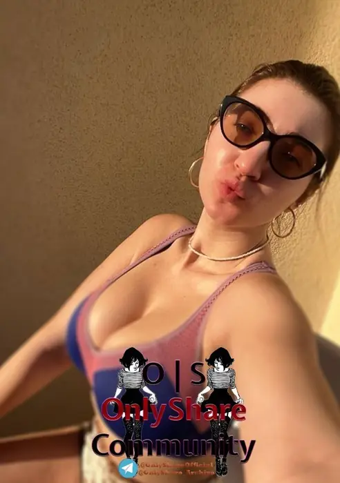 Taynawinfrey2 OnlyFans folder