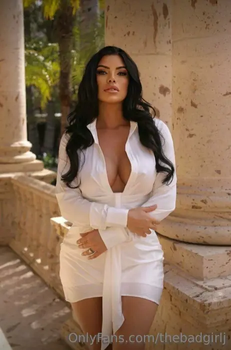 Thebadgirlj